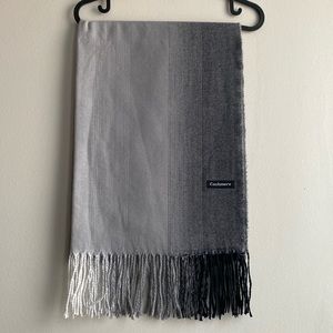 Cashmere scarf